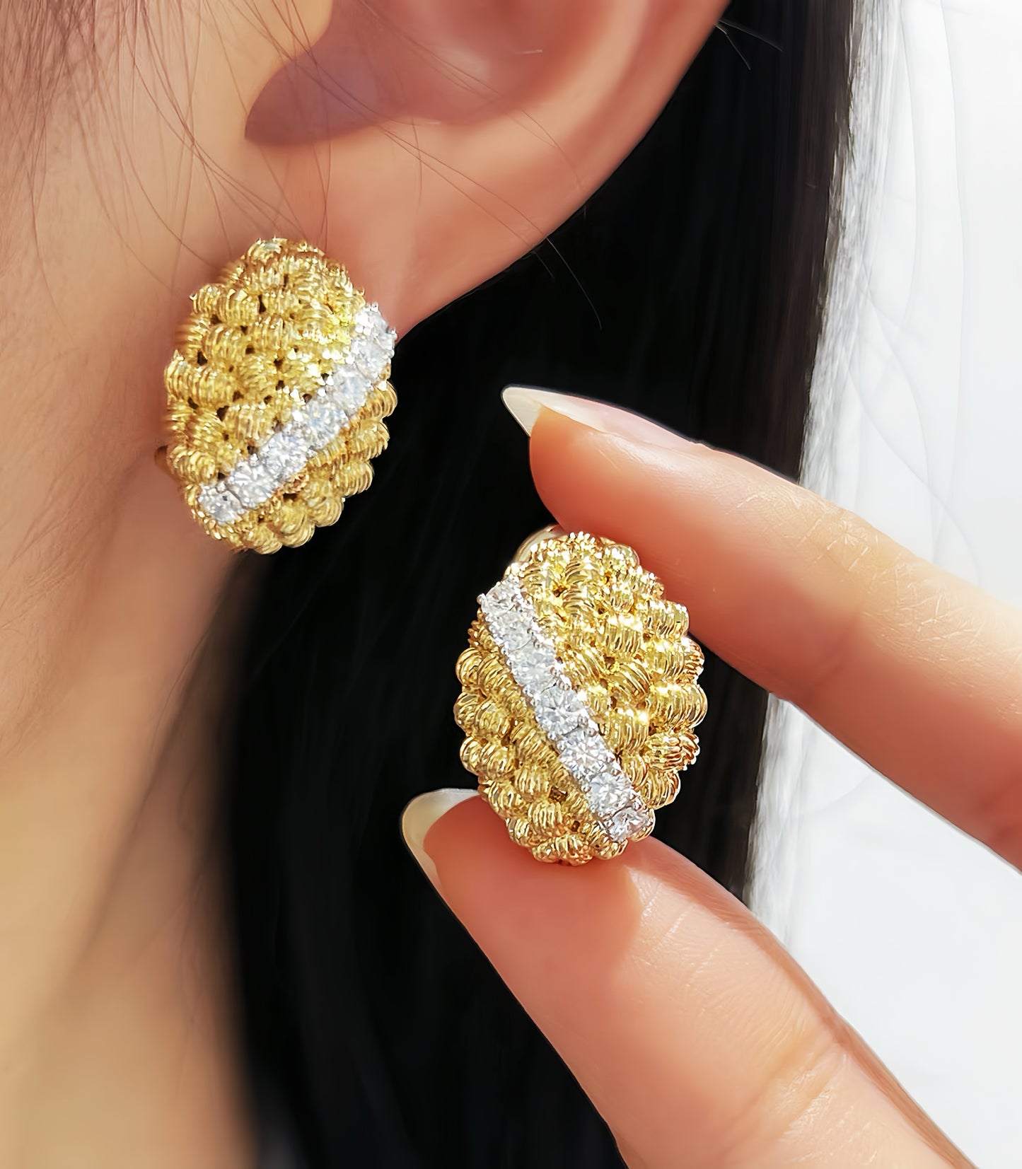 Vintage 18k Gold Diamond Earring (Item No. VT311)
