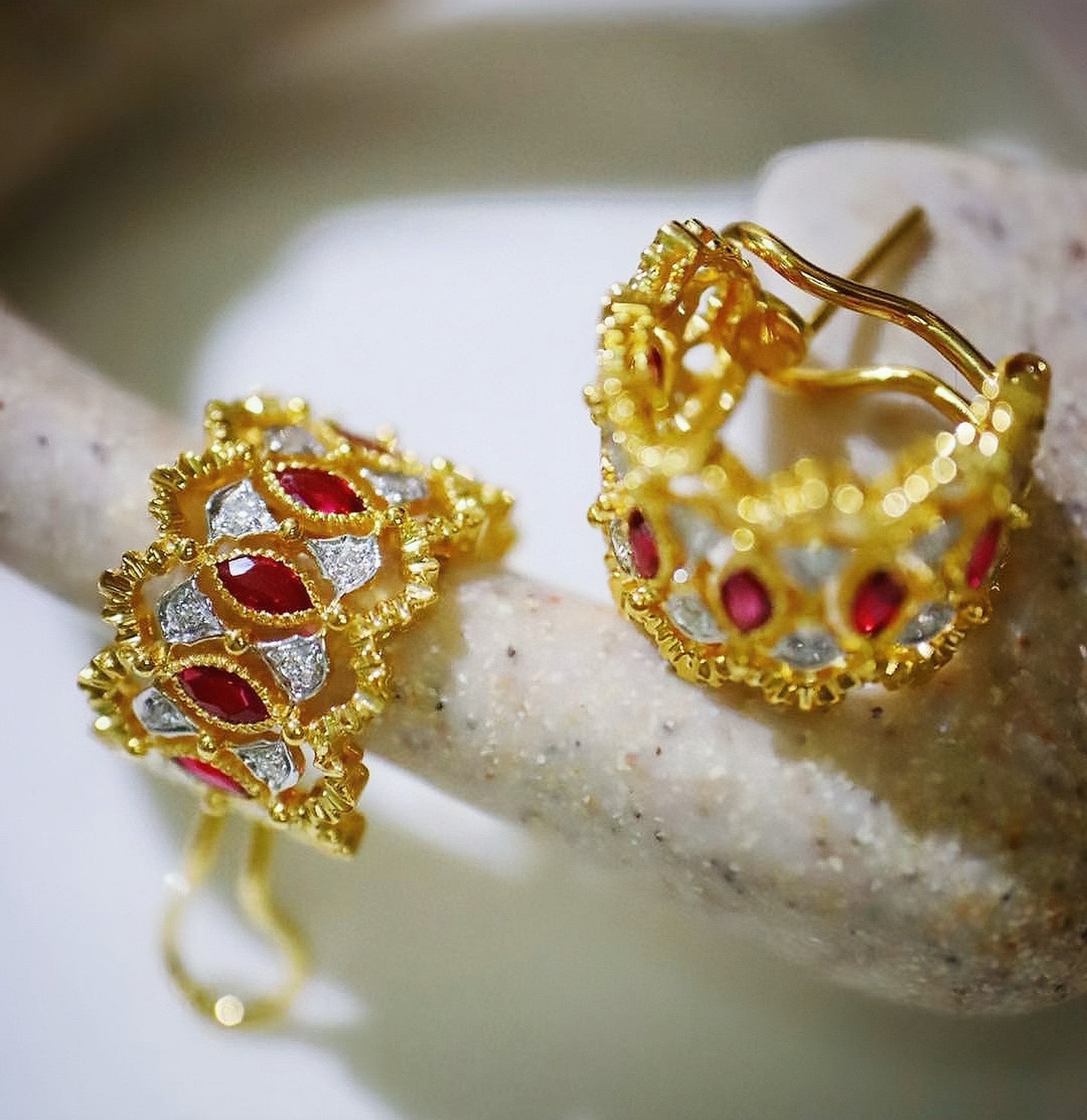 Vintage 18k Gold Diamond Ruby Earring (Item No. VT051)
