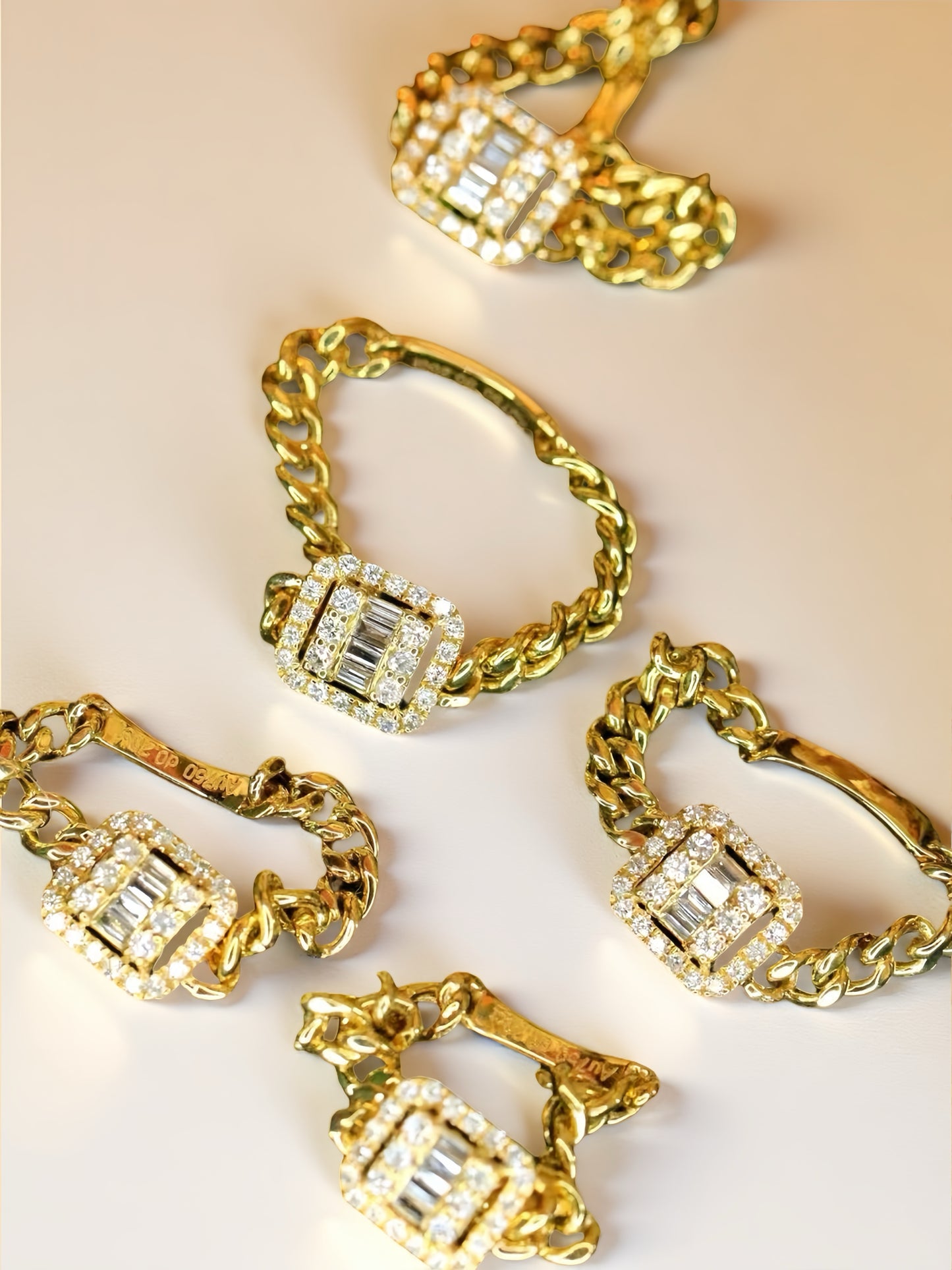 Sugar Cuban Link 18k Gold Diamond Ring (Item No. VT180)