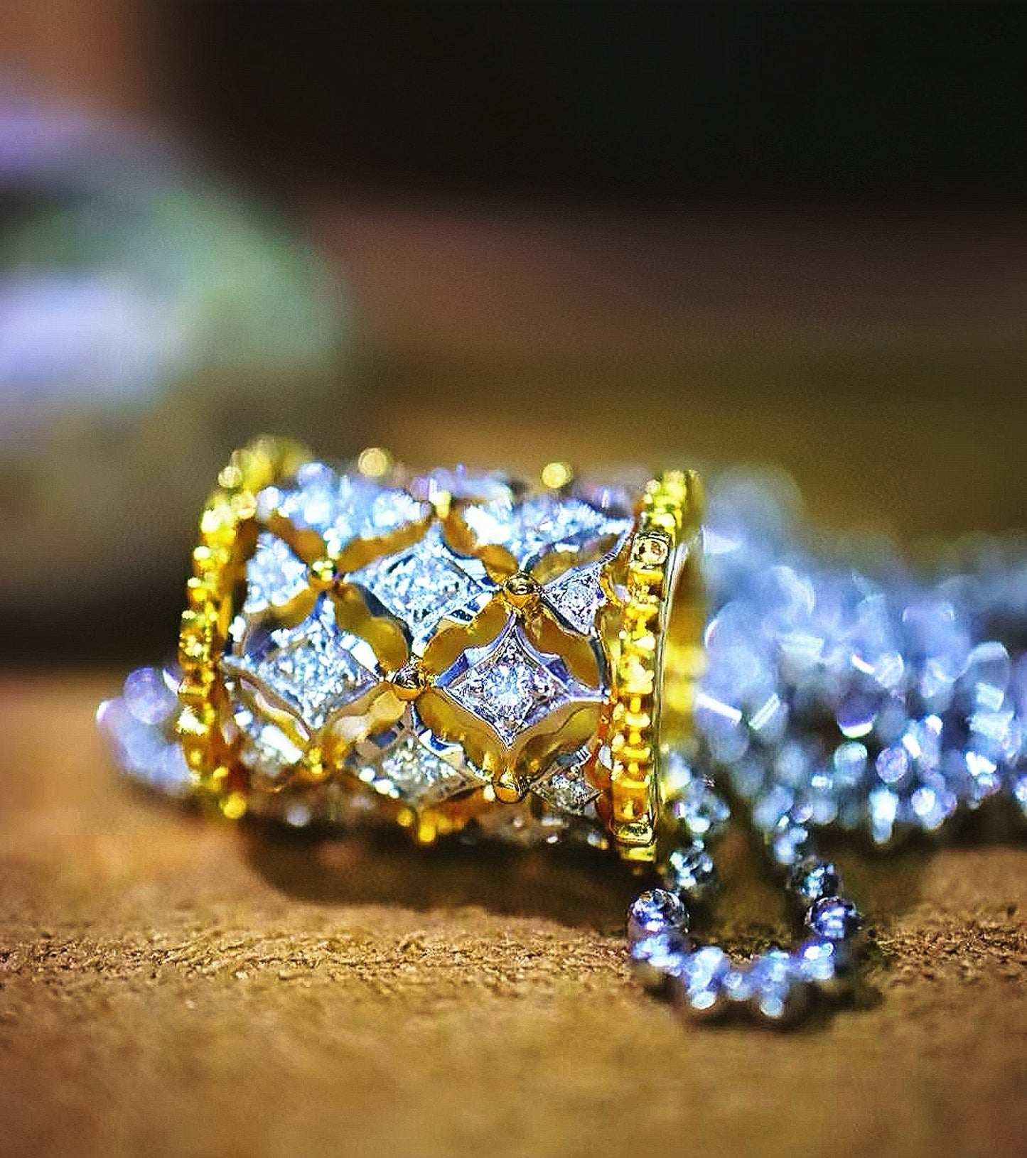 Vintage 18k Gold Diamond Pendant (Item No. VT087)