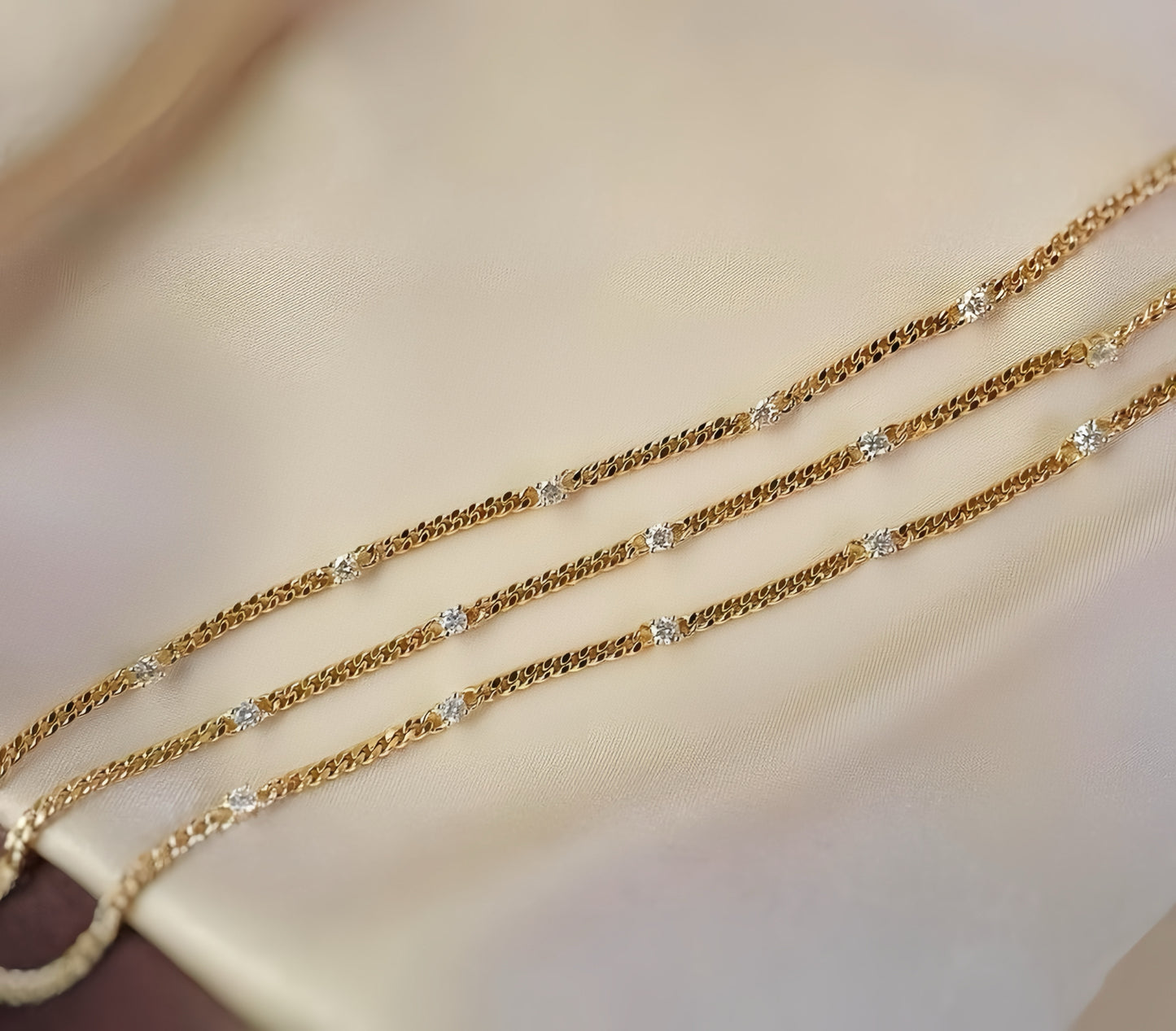 Vintage 18k Gold Diamond Necklace (Item No. VT110)