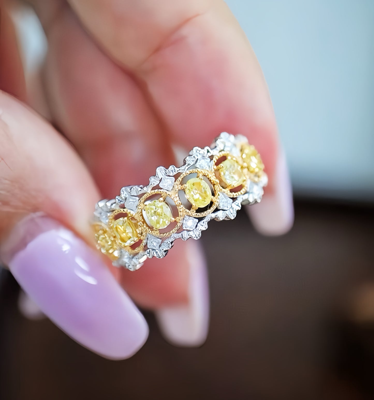 Lace Vintage 18k Gold Diamond Ring (Item No. VT028)
