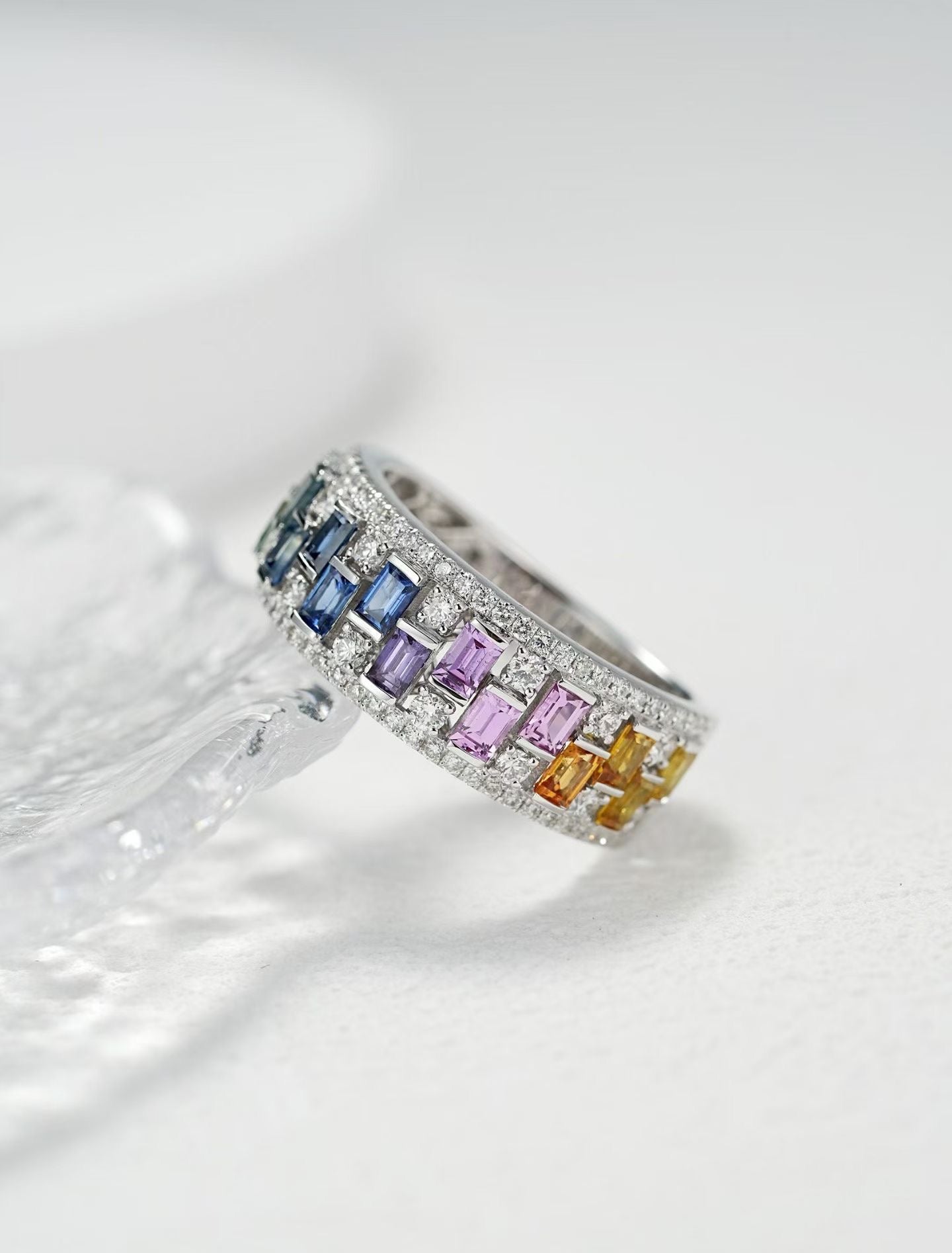 Rainbow Sapphire 18k Gold Ring (Item No. SA137)