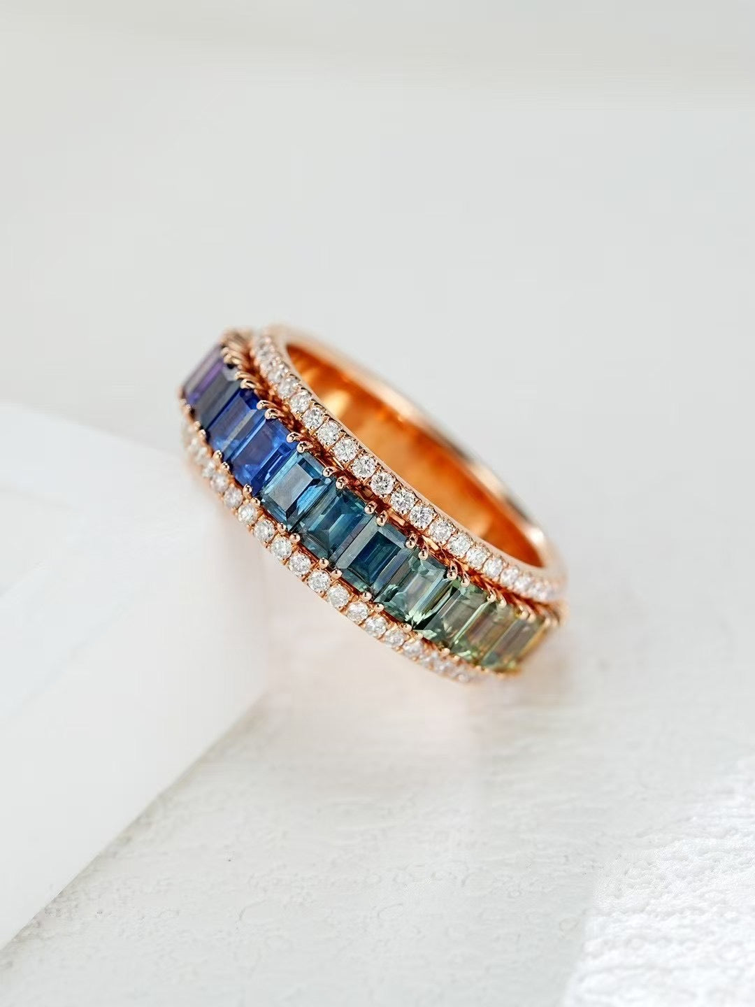 Rainbow Sapphire 18k Gold Ring (Item No. SA119)