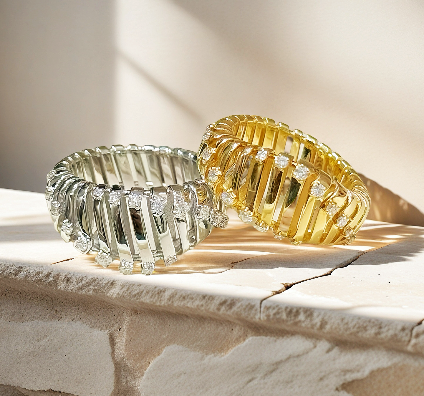 Harp 18k Gold Diamond Ring (Item No. VT008)