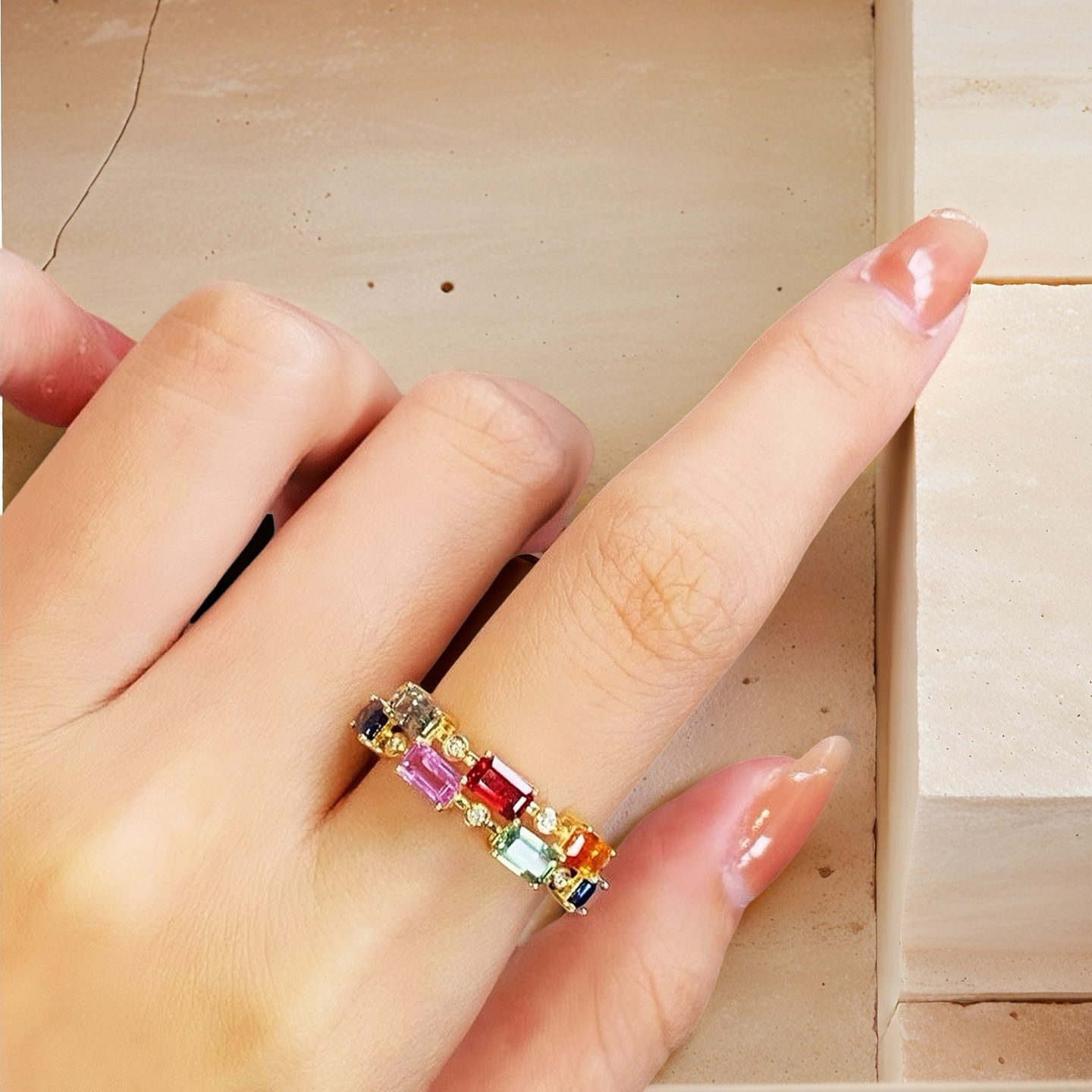 Vintage 18k Gold Rainbow Sapphire Ring (Item No. VT033)