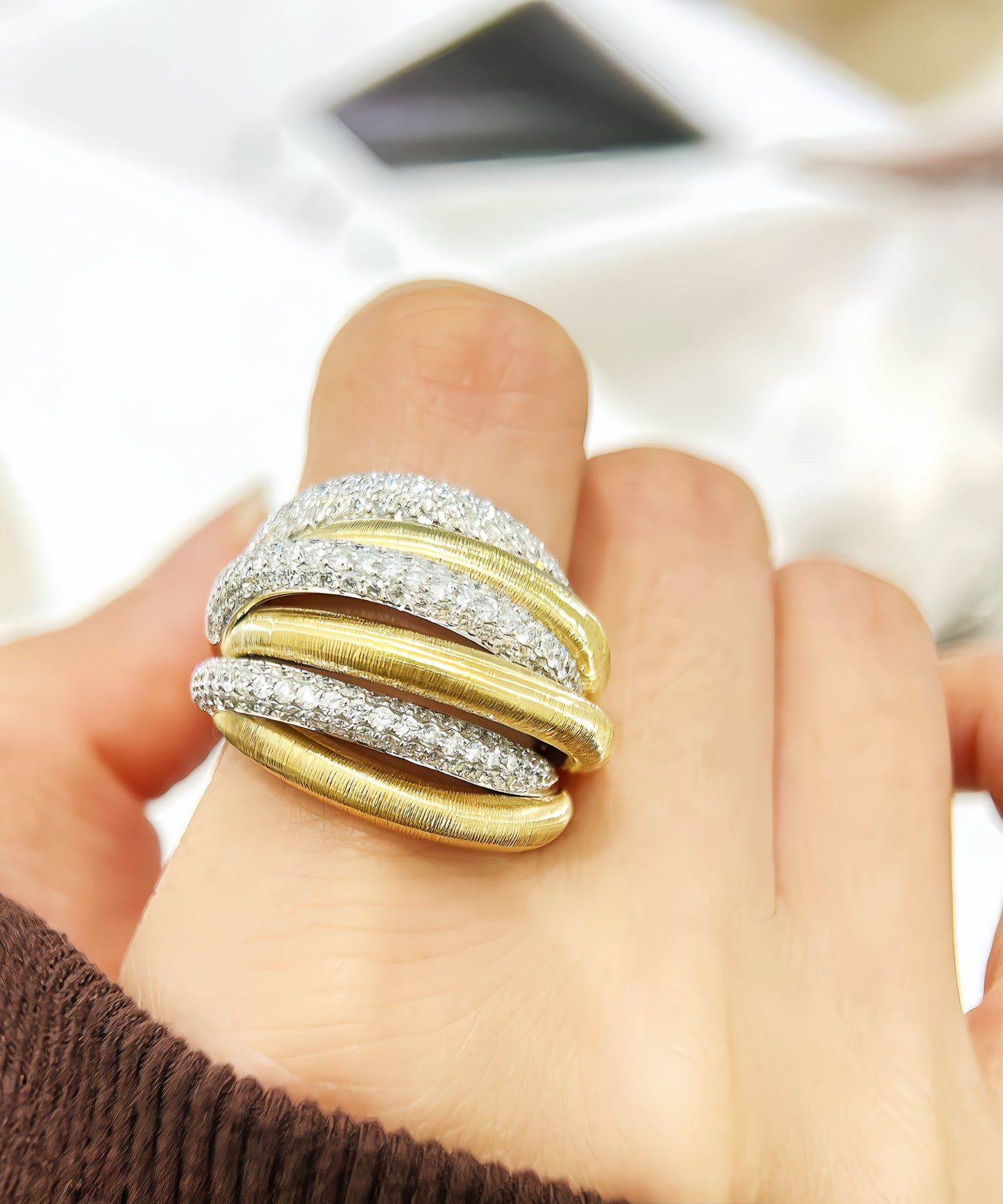 Vintage 18k Gold Diamond Ring (Item No. VT326)