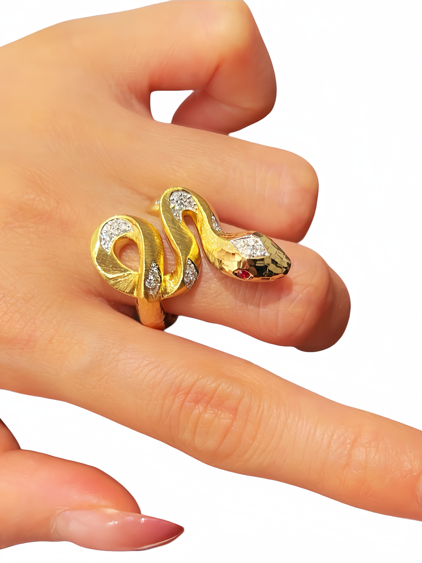 Snake 18k Gold Diamond Ring (Item No. VT415)