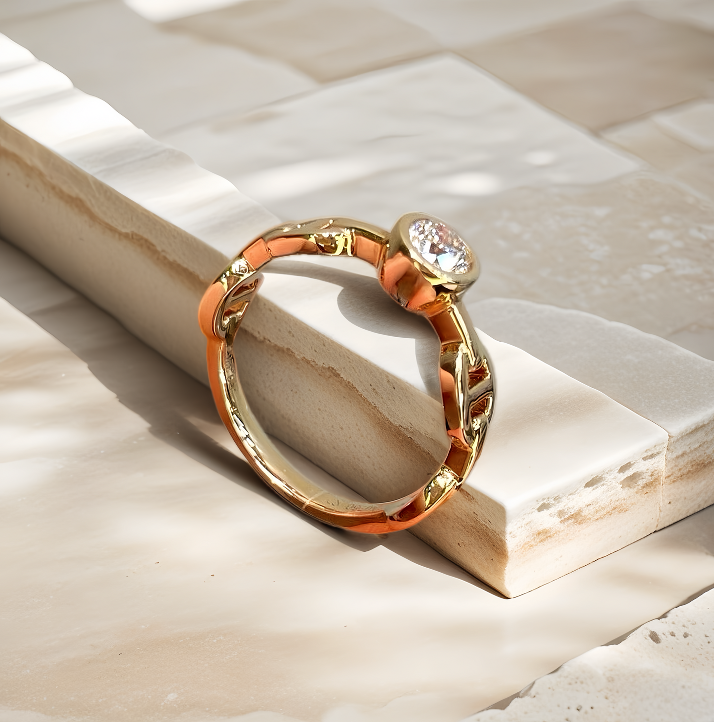 Vintage 18k Gold Diamond Ring (Item No. VT161)