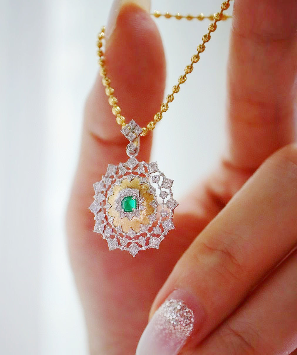 Vintage 18k Gold Diamond Emerald Pendant (Item No. VT092)