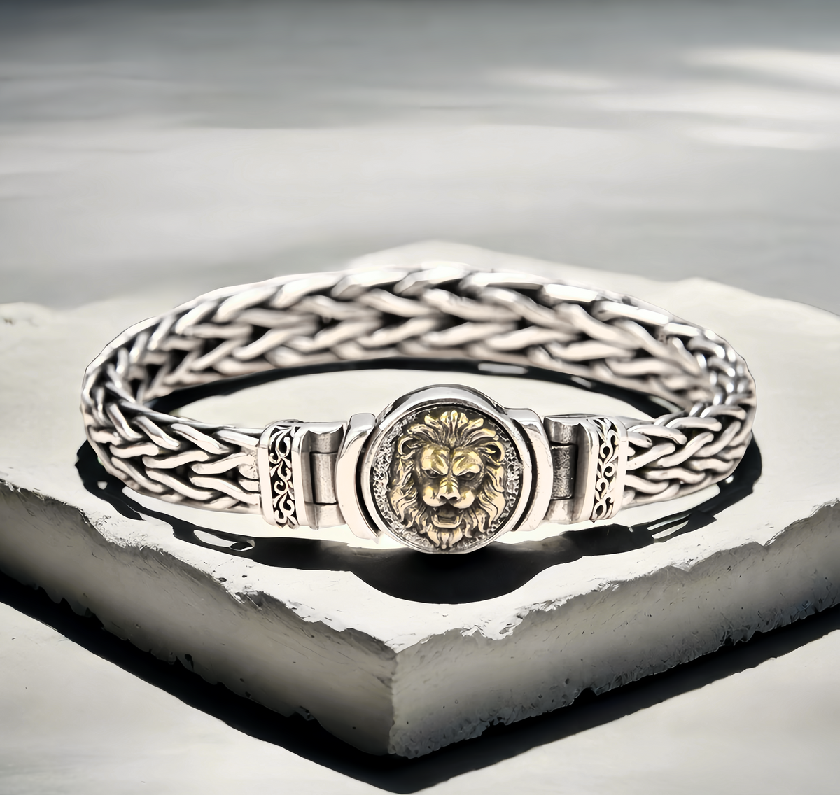Lion Braided Silver Bracelet (Item No. B0667)