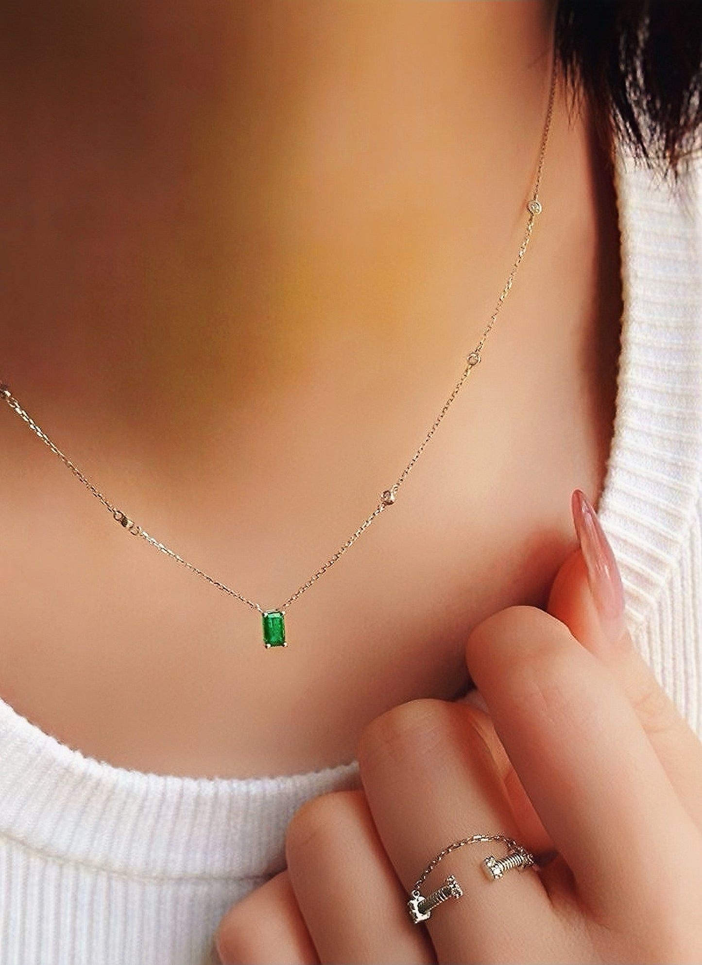 Vintage 18k Gold Diamond Pendant (Item No. VT108)