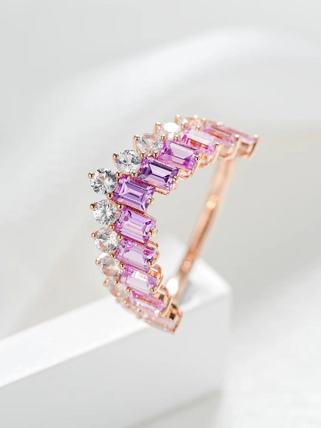 Rainbow Sapphire 18k Gold Ring (Item No. SA076)