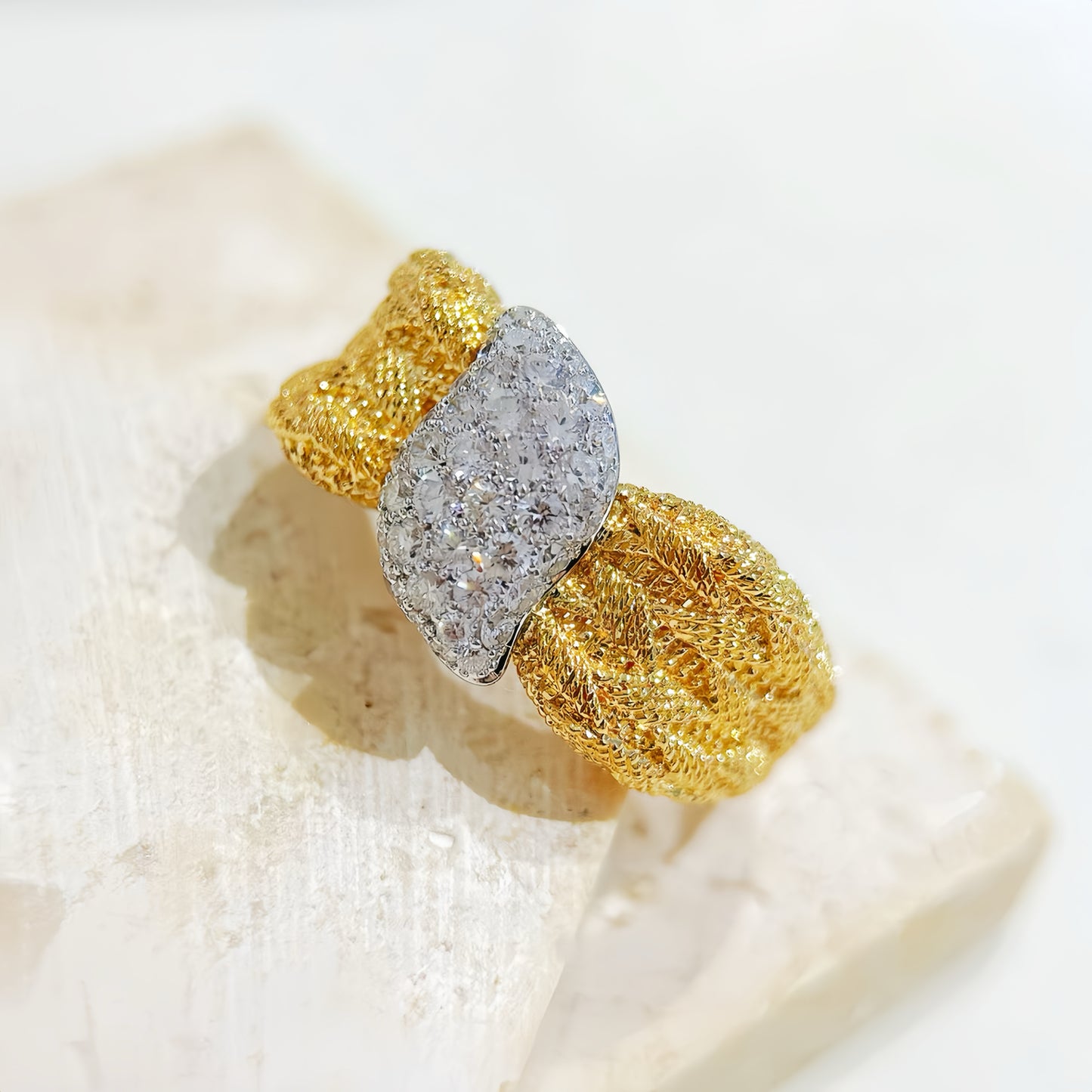 Vintage 18k Gold Diamond Ruby Ring (Item No. VT386)