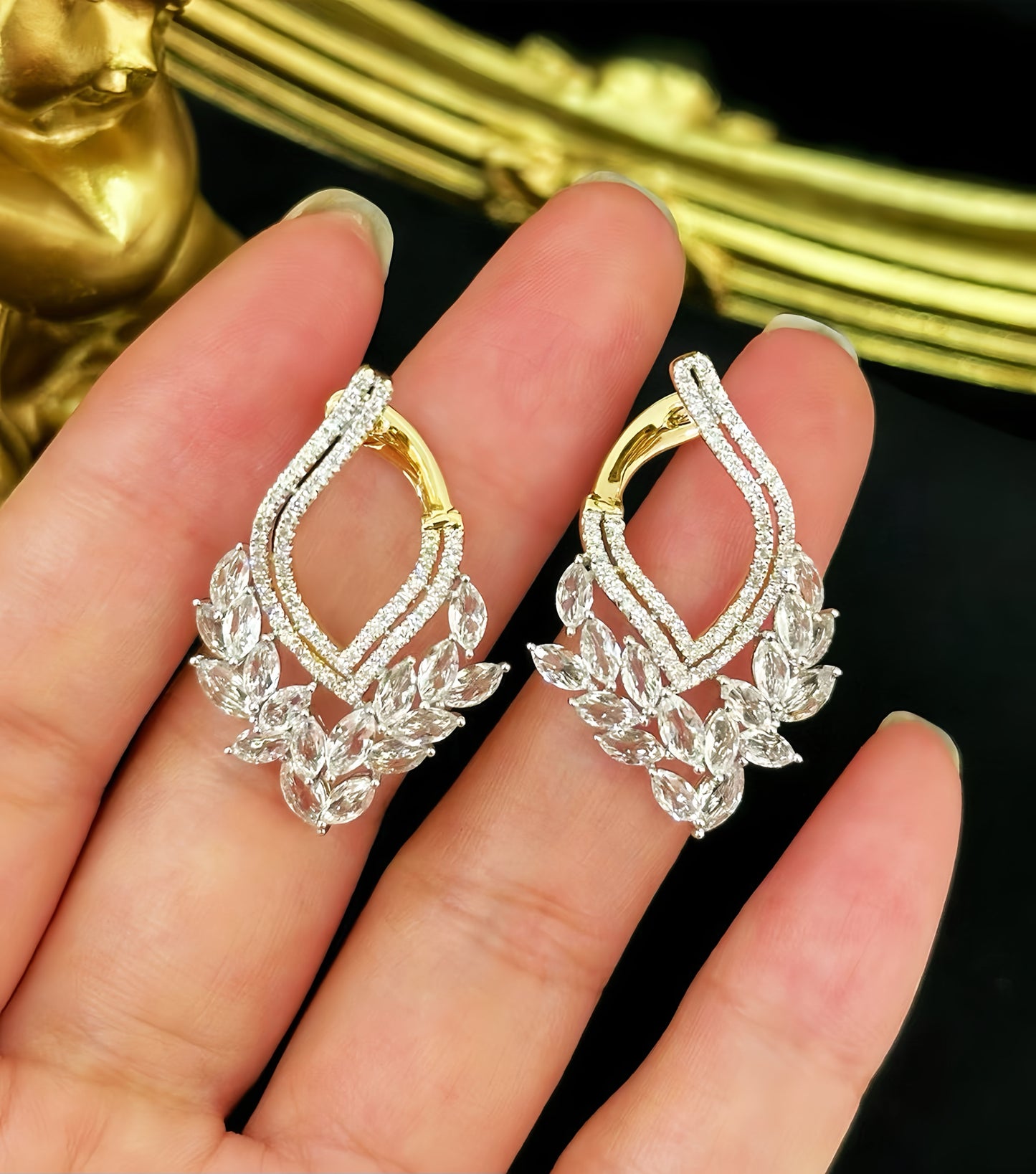 Vintage 18k Gold Diamond Topaz Earring (Item No. VT453)