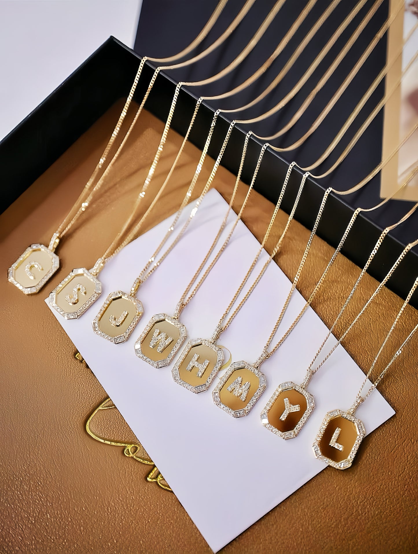 Alphabet Letters 18k Gold Diamond Pendant (Item No. VT105)