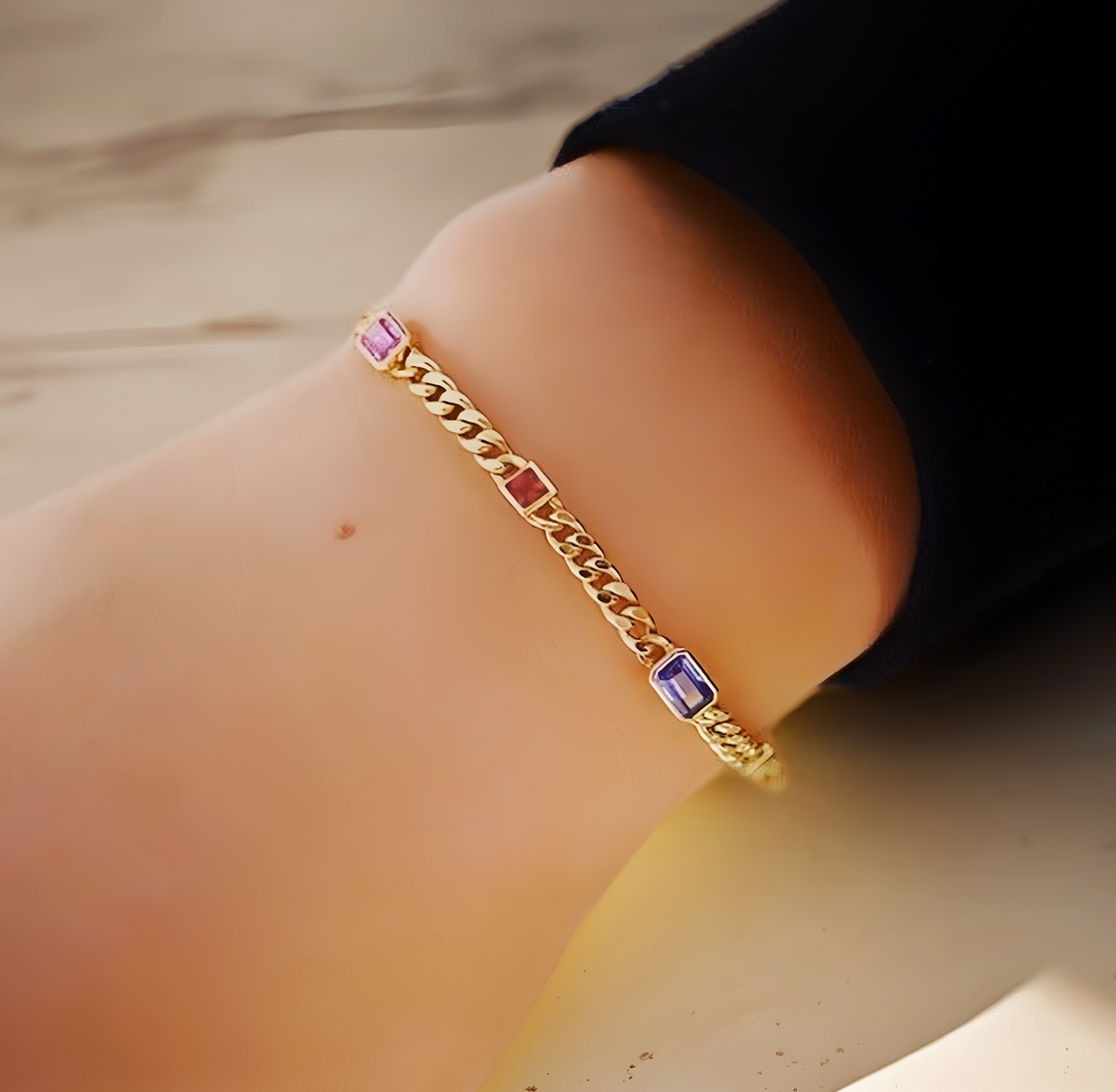 Vintage 18k Gold Diamond Bracelet (Item No. VT156)