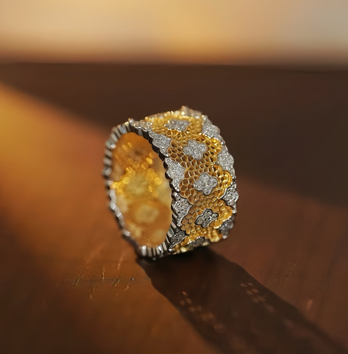 Vintage Victoria Lace 18k Gold Diamond Ring (Item No. VT043)