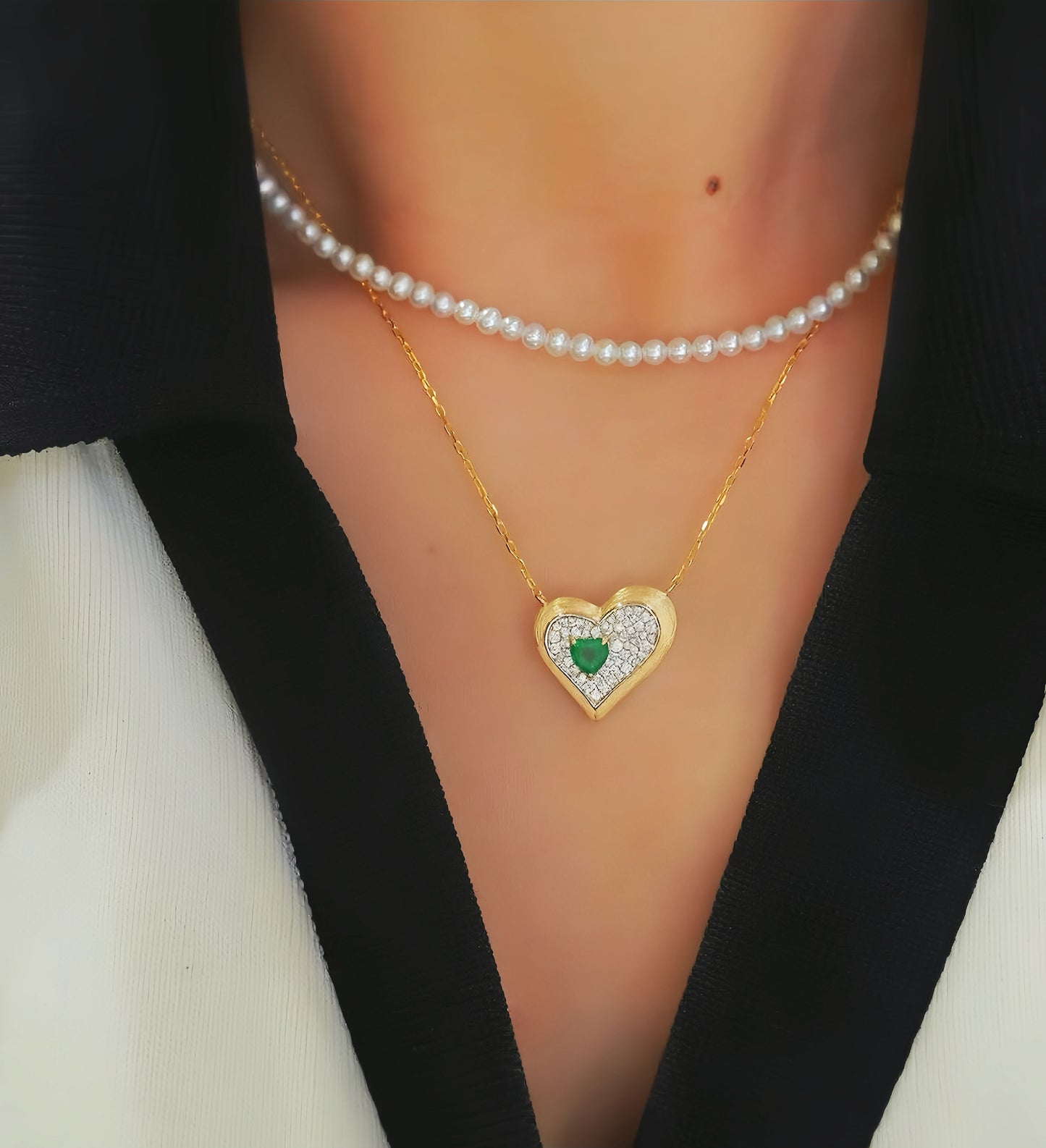 Heart Vintage 18k Gold Diamond Emerald Pendant (Item No. VT115)