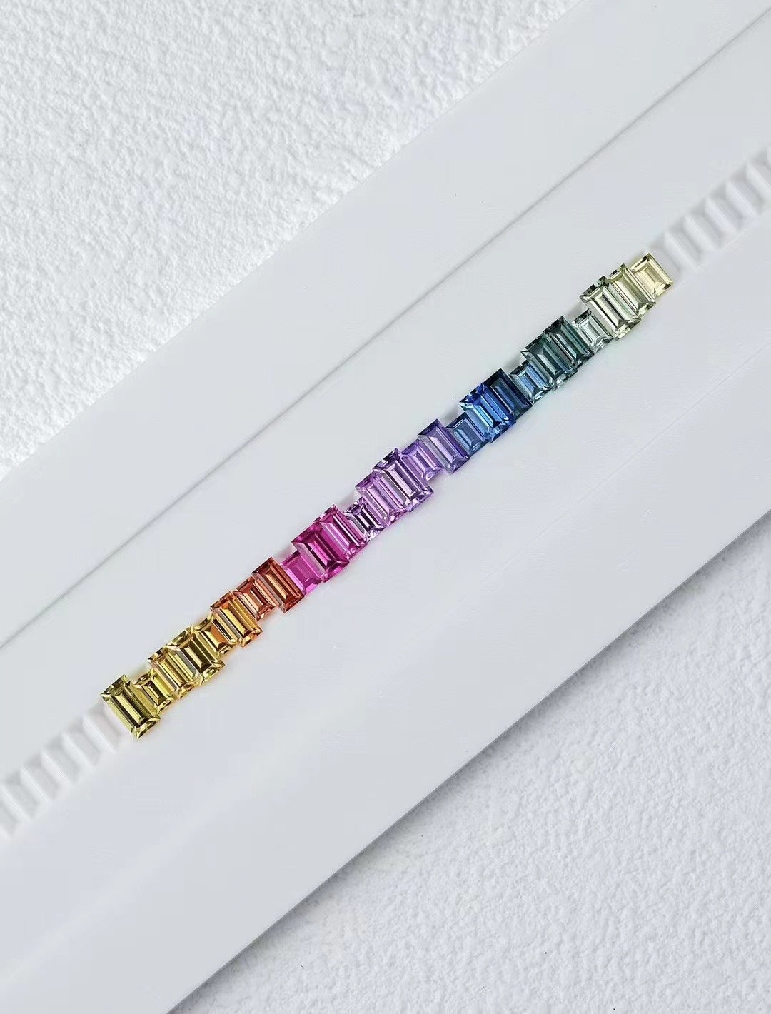 Rainbow Sapphire 18k Gold Ring (Item No. SA078)