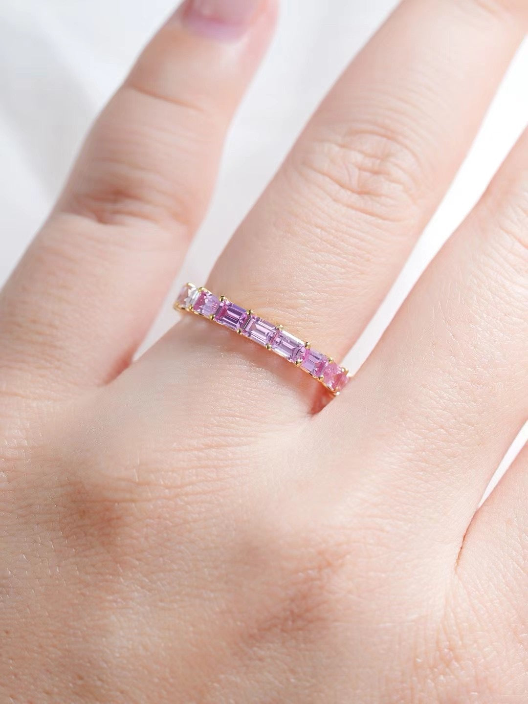 Rainbow Sapphire 18k Gold Ring (Item No. SA083)