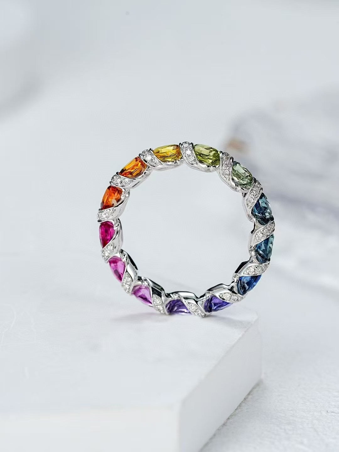 Rainbow Sapphire 18k Gold Ring (Item No. SA126)