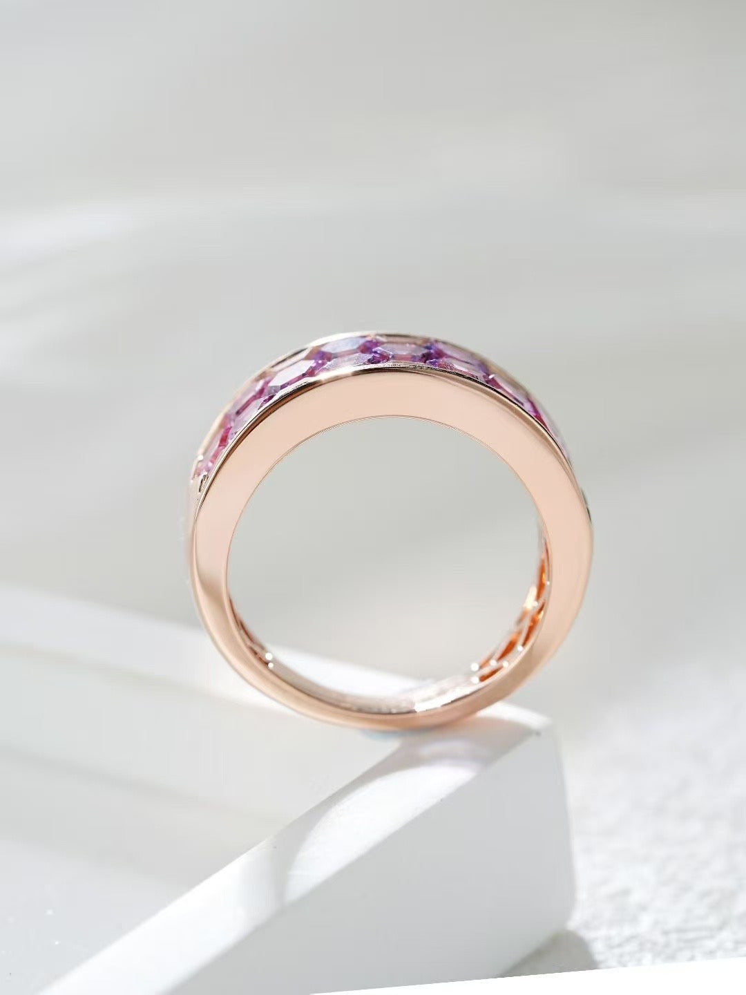 Rainbow Sapphire 18k Gold Ring (Item No. SA113)