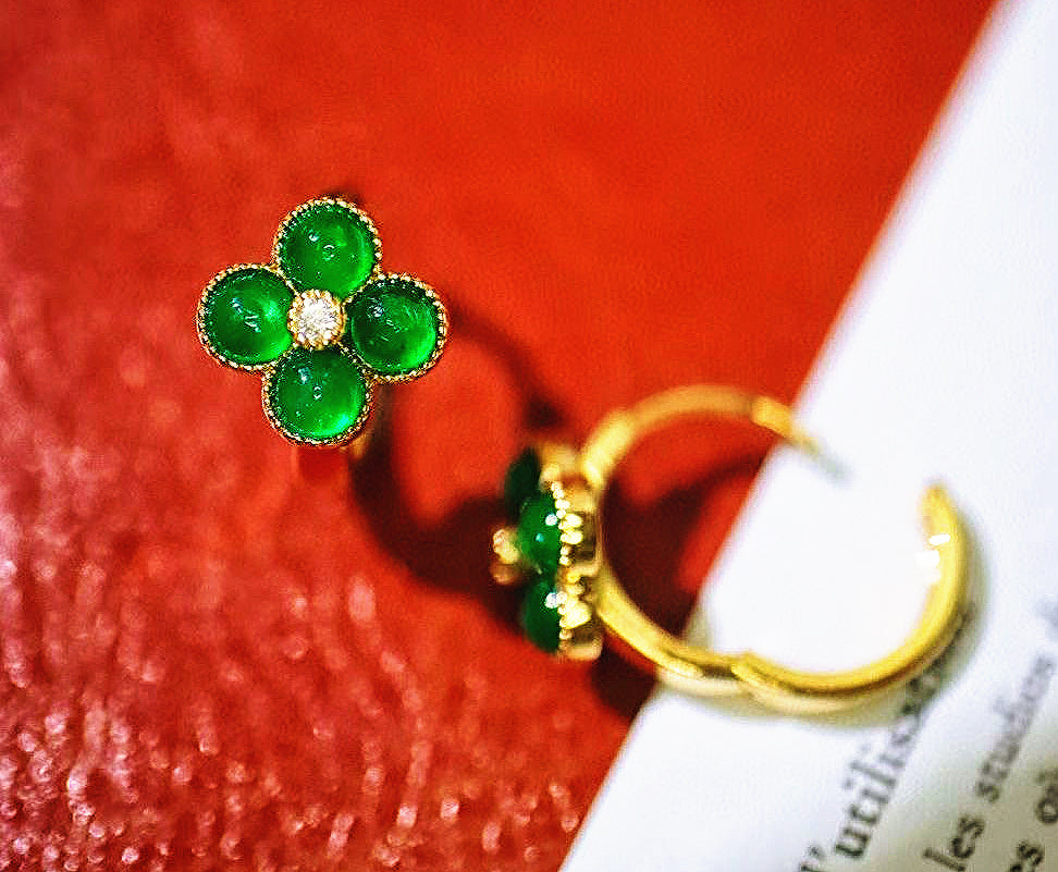 Four-leaf Clover 18k Gold Diamond Emerald Earring (Item No. VT060)