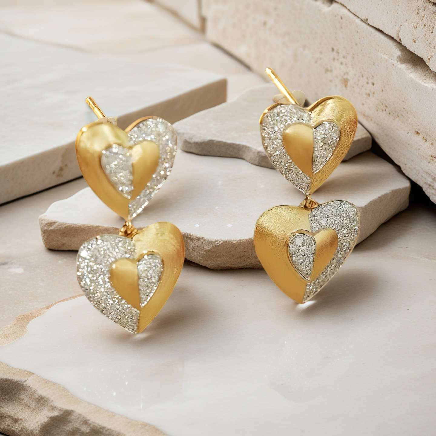 Vintage Heart 18k Gold Diamond Earring (Item No. VT079)