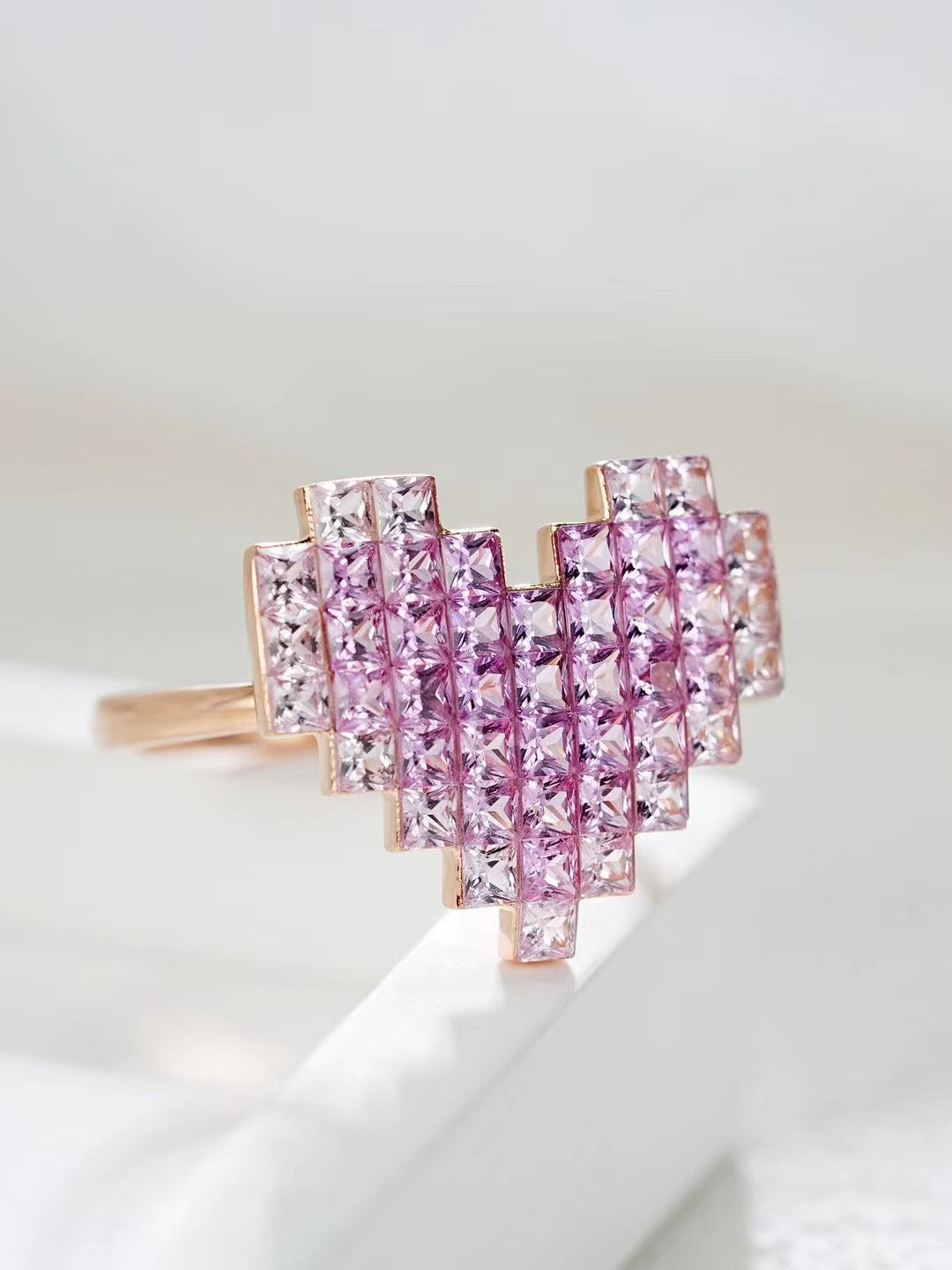 Heart Rainbow Sapphire 18k Gold Ring (Item No. SA104)