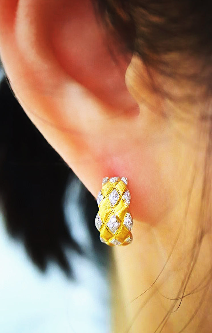 Vintage 18k Gold Diamond Earring (Item No. VT059)