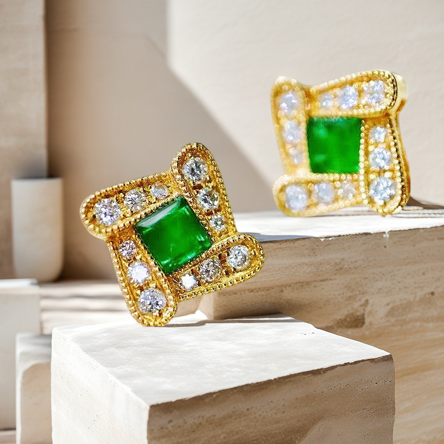 Vintage 18k Gold Diamond Emerald Earring (Item No. VT058)