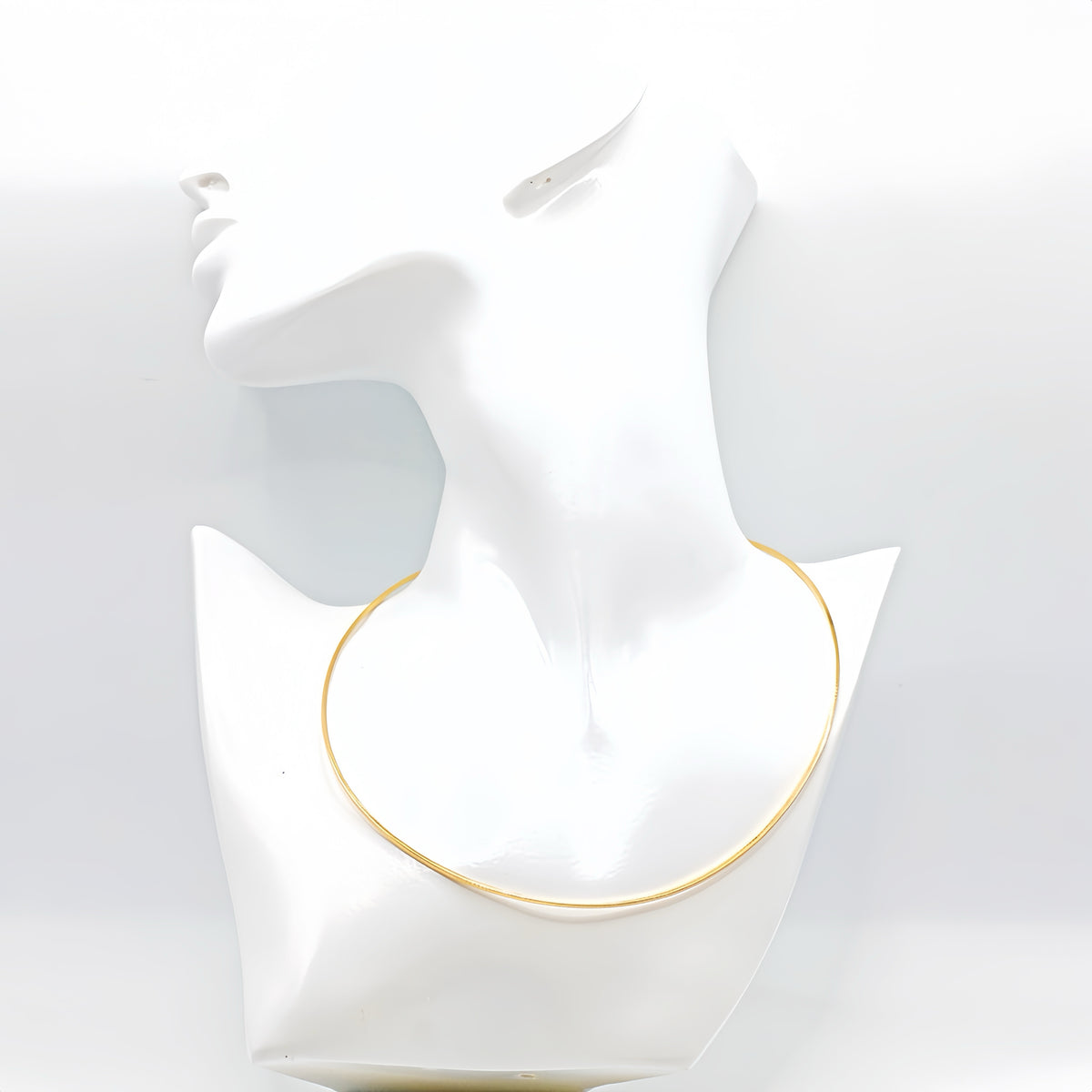 Square Omega 18k Gold Necklace (Item No. OMJ031CN)