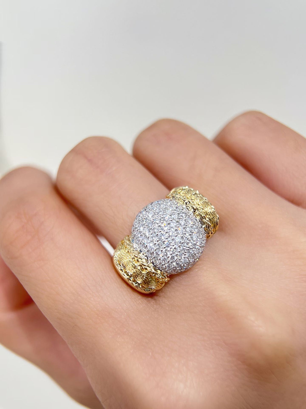 Vintage 18k Gold Diamond Ring (Item No. VT505)