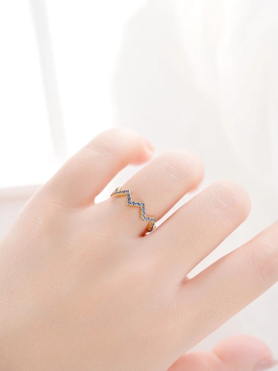 Rainbow Sapphire 18k Gold Ring (Item No. SA056)