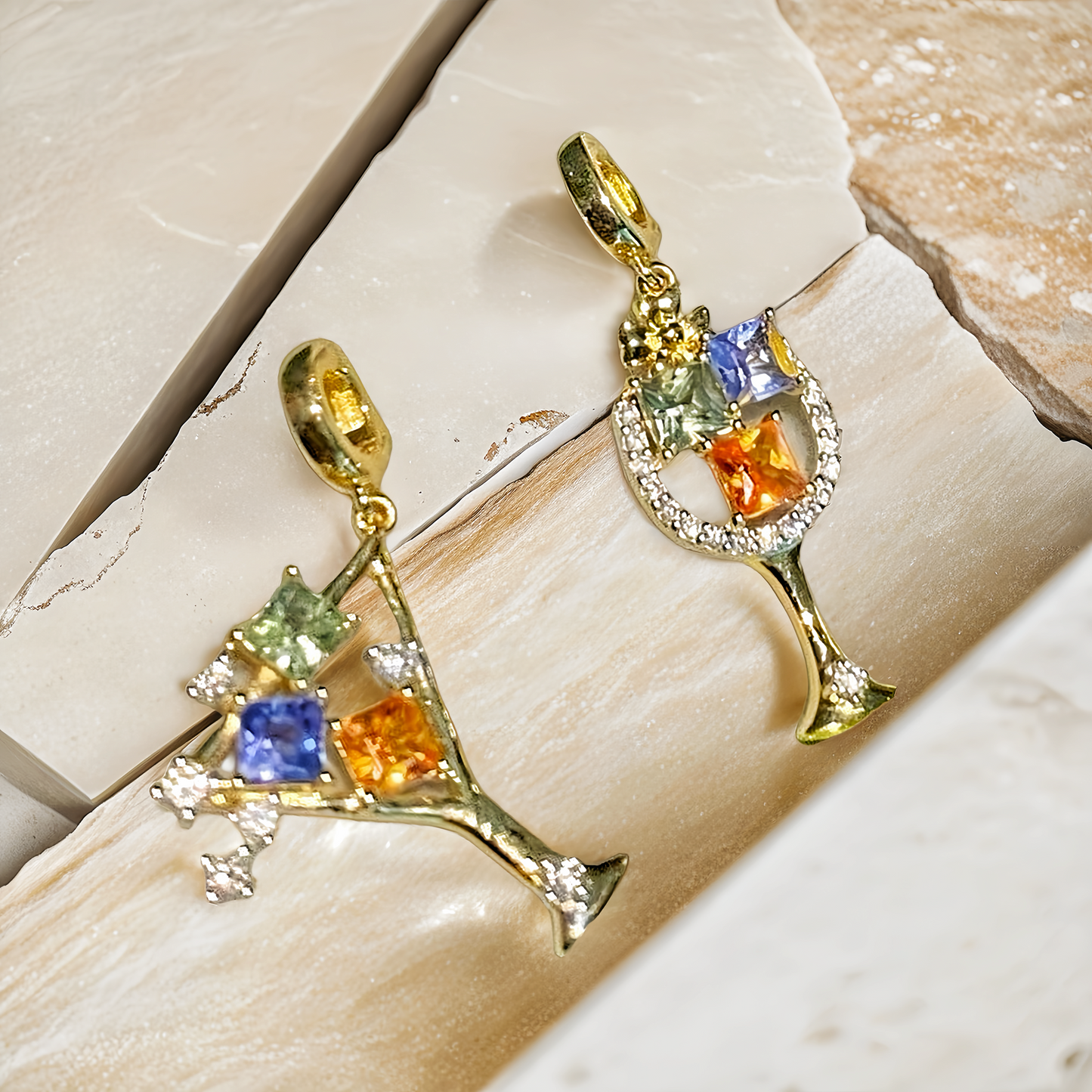 Beverage Glass 18k Gold Diamond Sapphire Pendant (Item No. VT167)