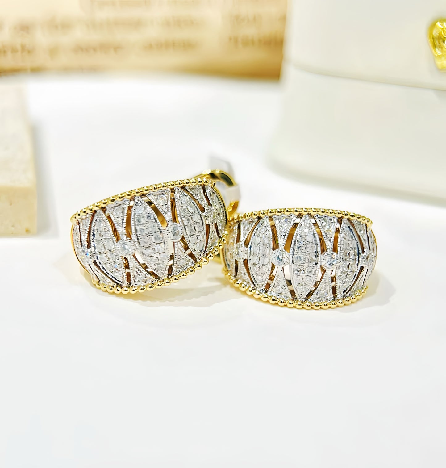 Vintage 18k Gold Diamond Earring (Item No. VT393)