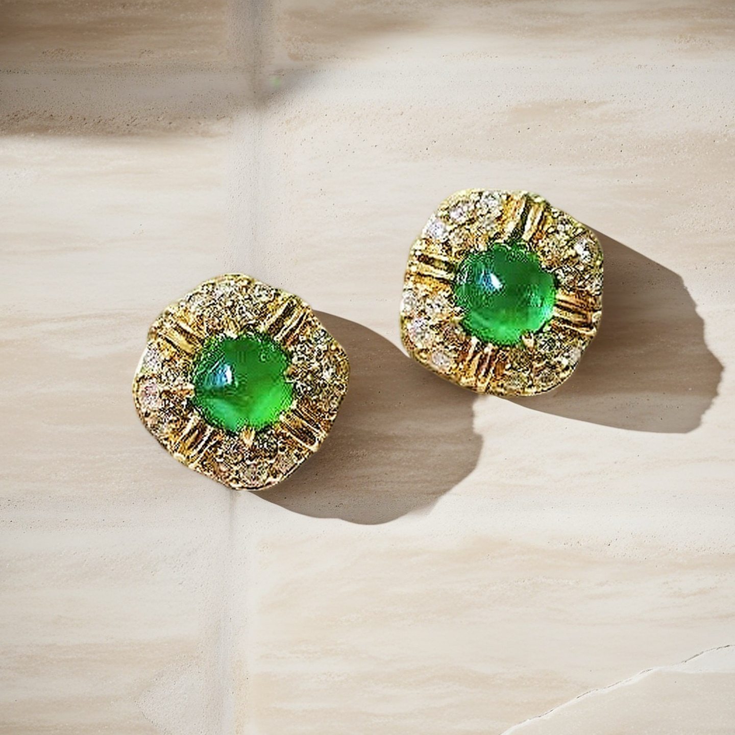 Vintage 18k Gold Diamond Emerald Earring (Item No. VT057)