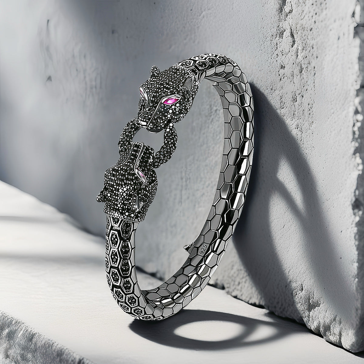Panther Fashion Silver Bracelet (Item No. B0694)