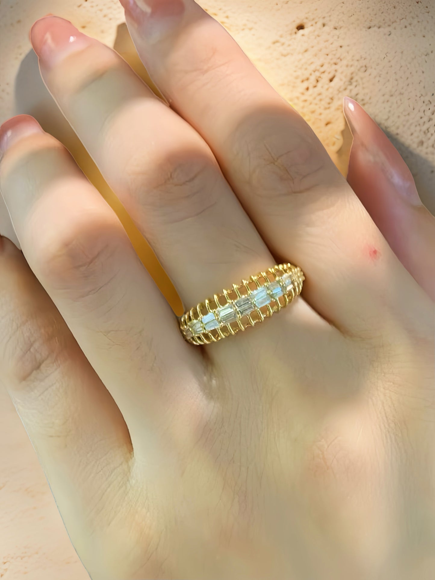 Vintage 18k Gold Sapphire Diamond Ring (Item No. VT181)