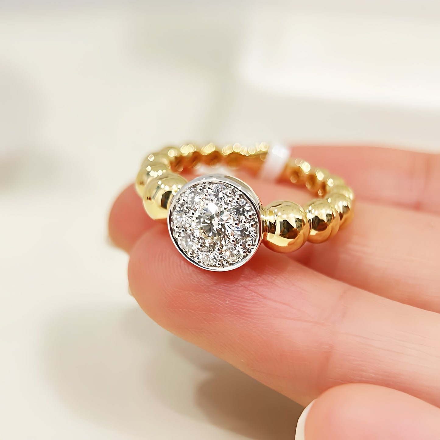 Vintage 18k Gold Diamond Ring (Item No. VT319)
