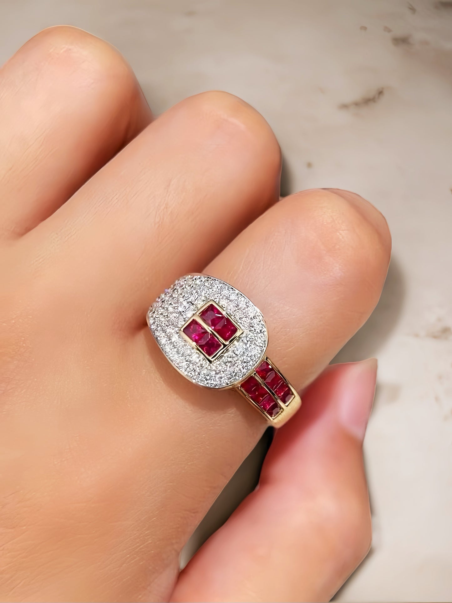 Buckle 18k Gold Diamond Ruby Ring (Item No. VT217)