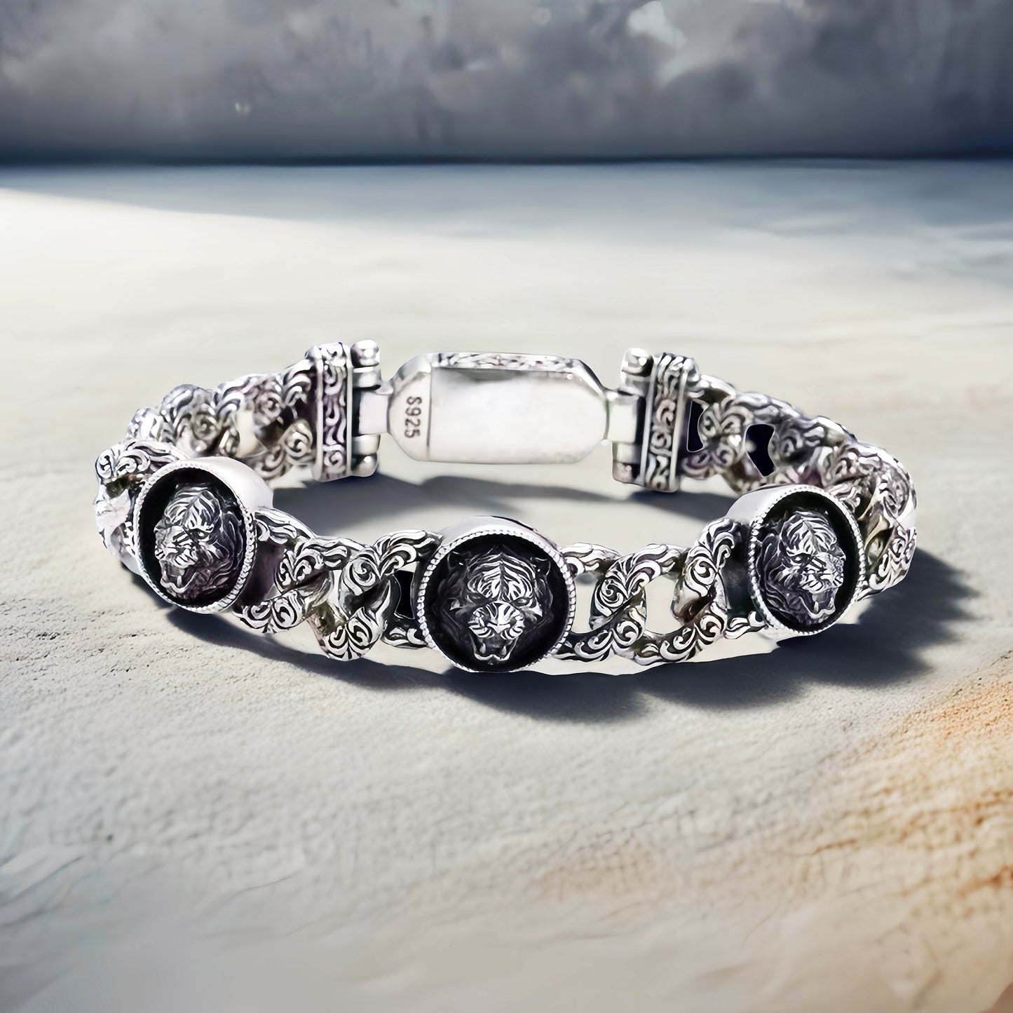 Tiger Silver Bracelet (Item No. B0682)