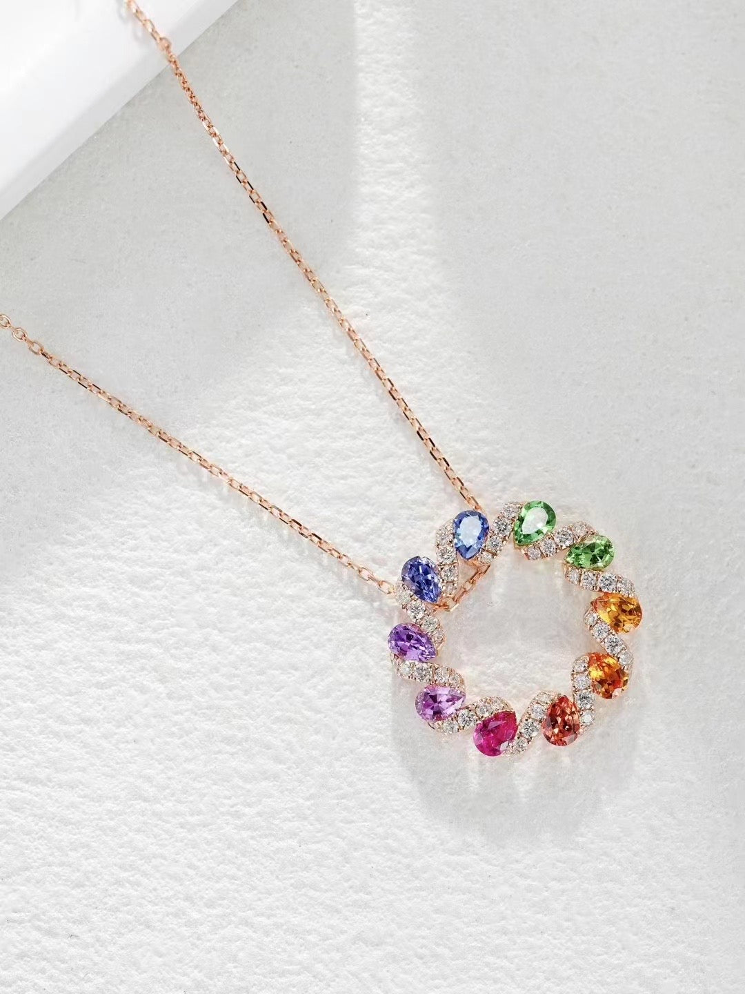 Rainbow Sapphire 18K Gold Pendant (Item No. SA004)