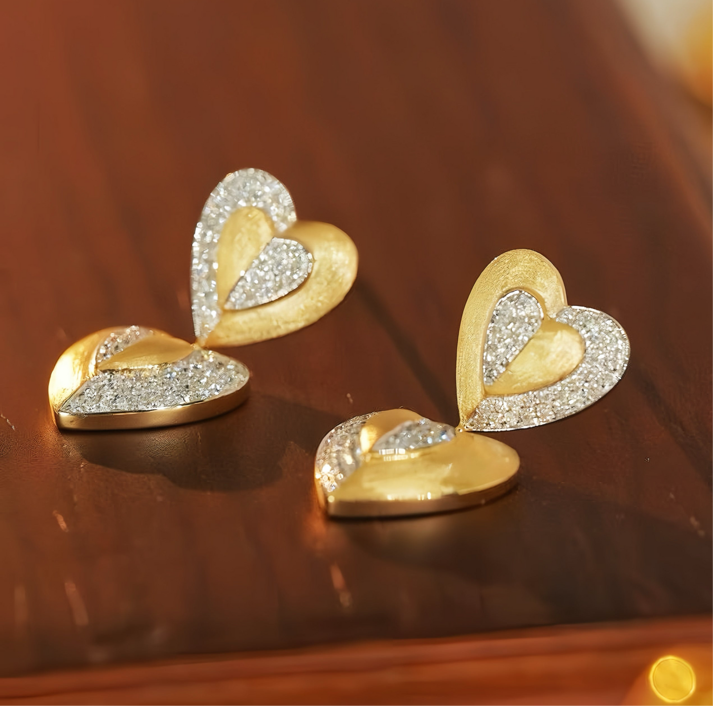Vintage Heart 18k Gold Diamond Earring (Item No. VT079)