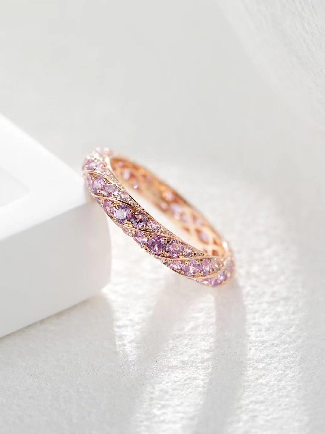 Rainbow Sapphire 18k Gold Ring (Item No. SA130)