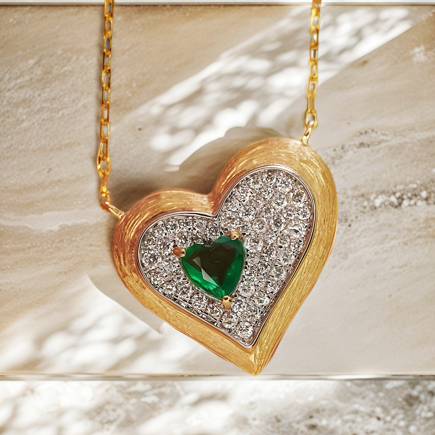 Heart Vintage 18k Gold Diamond Emerald Pendant (Item No. VT115)