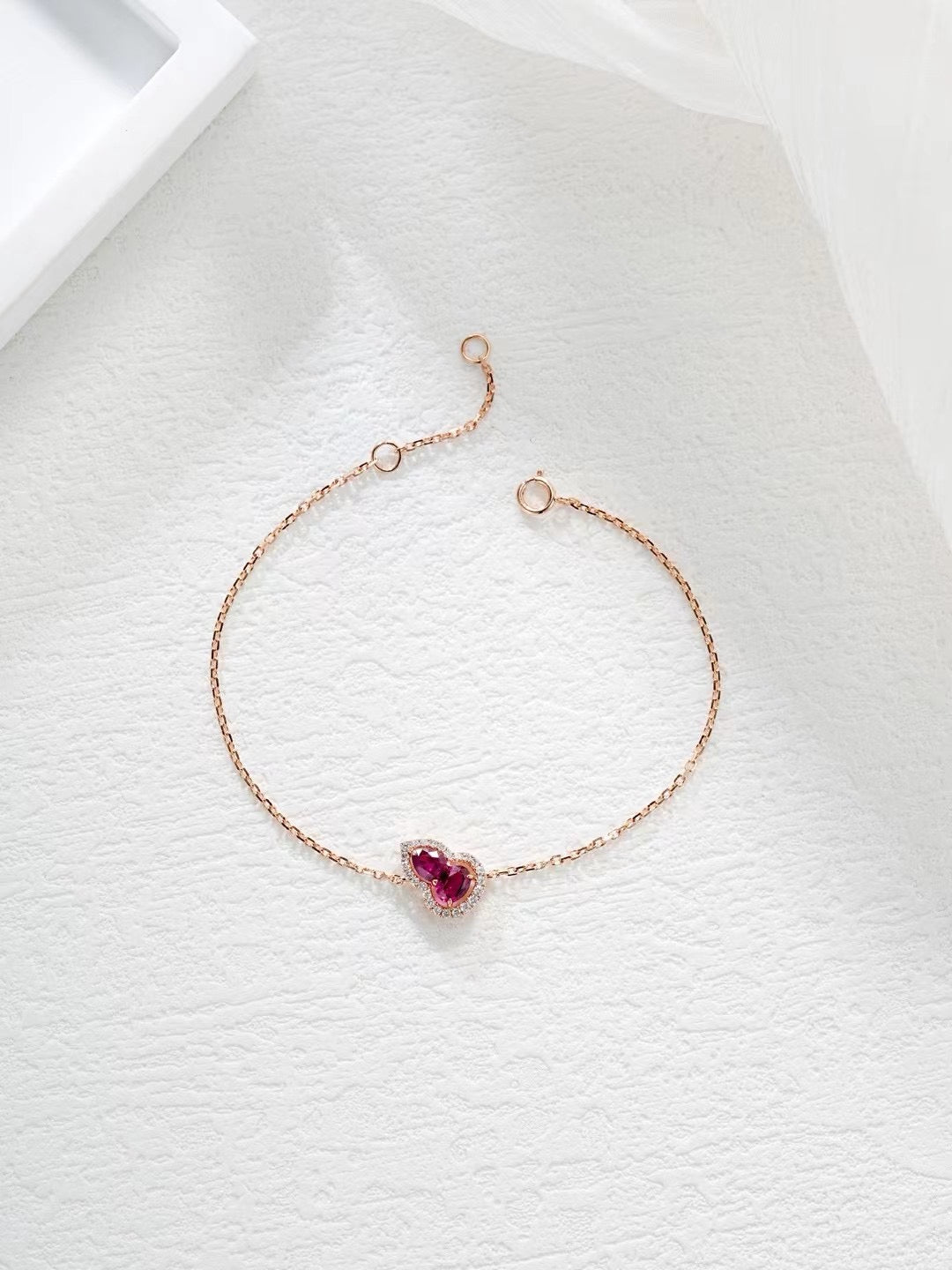 Rainbow Sapphire 18k Gold Bracelet (Item No. SA069)