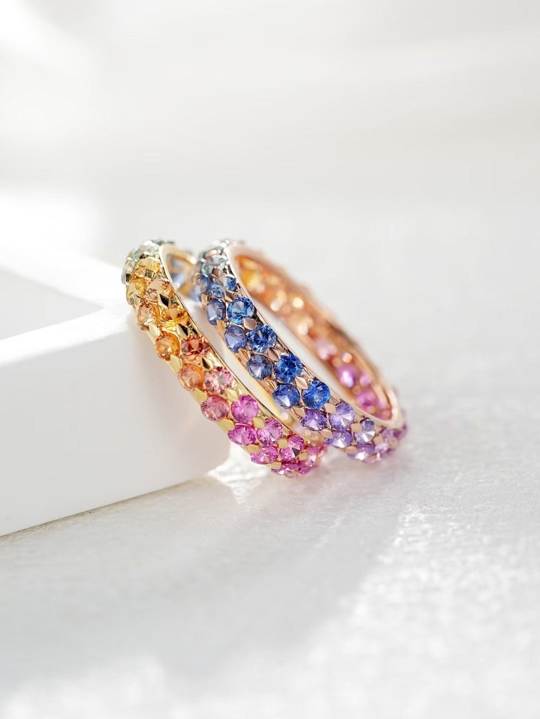 Rainbow Sapphire 18k Gold Ring (Item No. SA128)