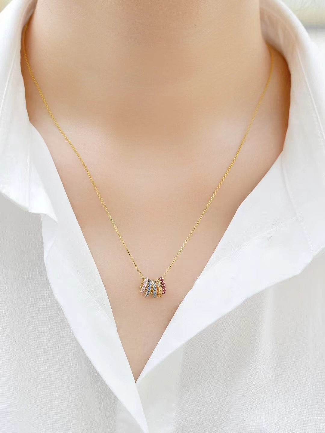 Five Rings Rainbow Sapphire 18K Gold Pendant Necklace Set (Item No. SA016)